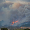 El incendio forestal declarado entre Montixelvo y Terrateig entra en Llocnou